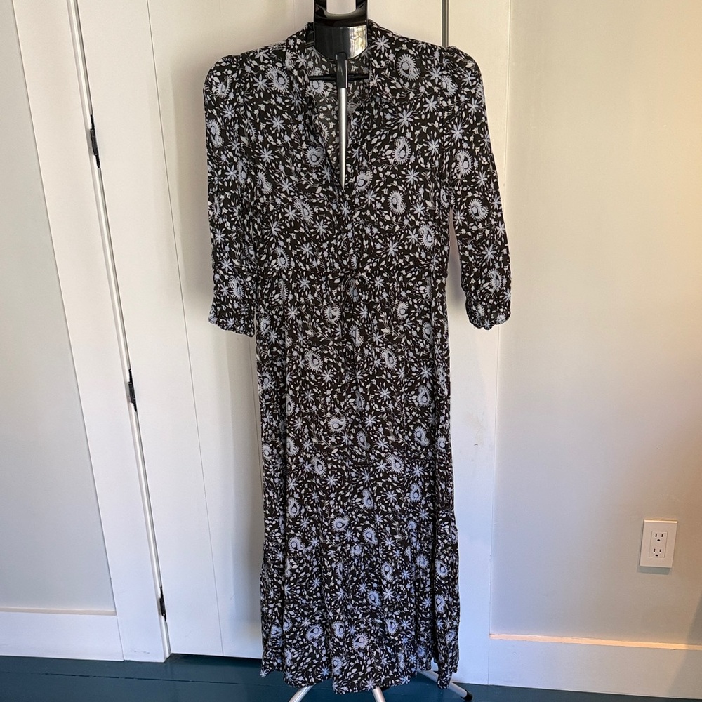 Zara Floral Black and White Women's Dress Size M